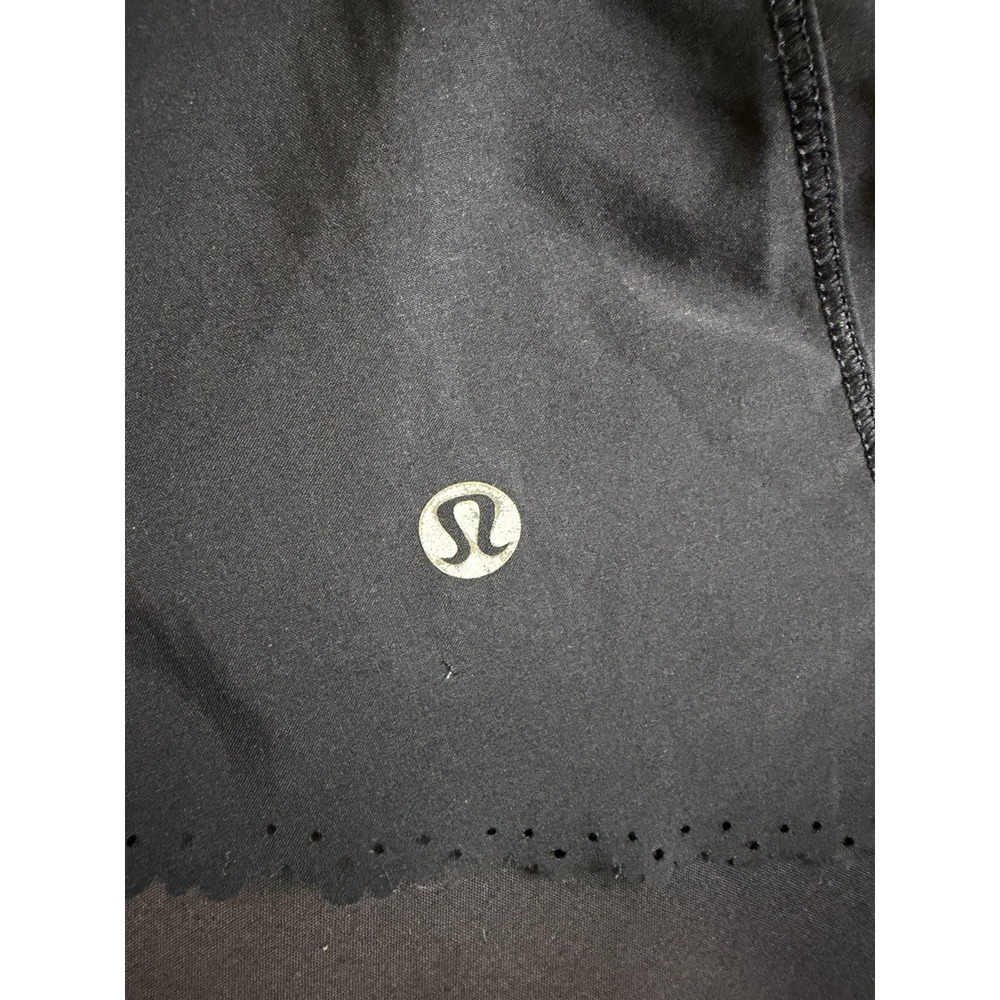 Lululemon Speed Up Shorts Black Curved Laser Cut Hem Lined Running, Small